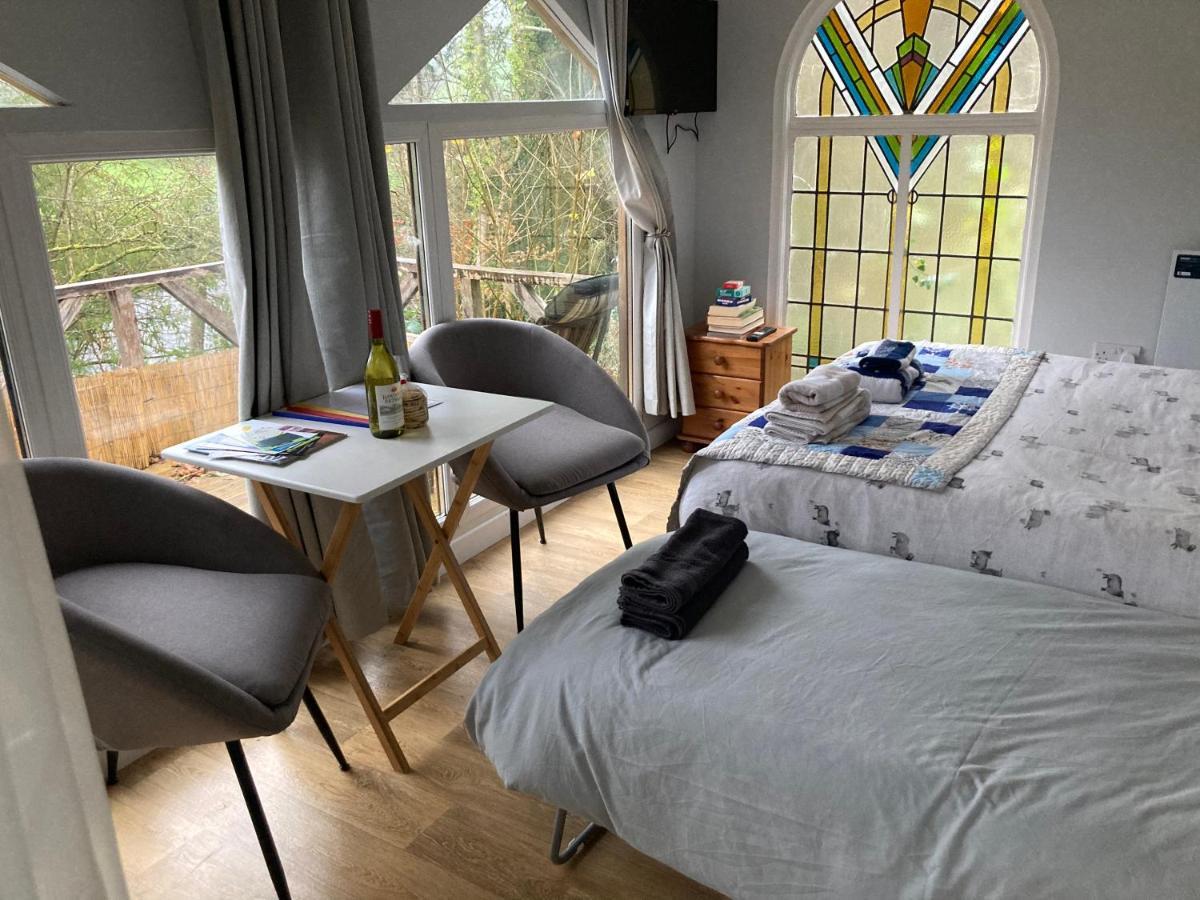 Honey Bee Cabin Llandysul 외부 사진